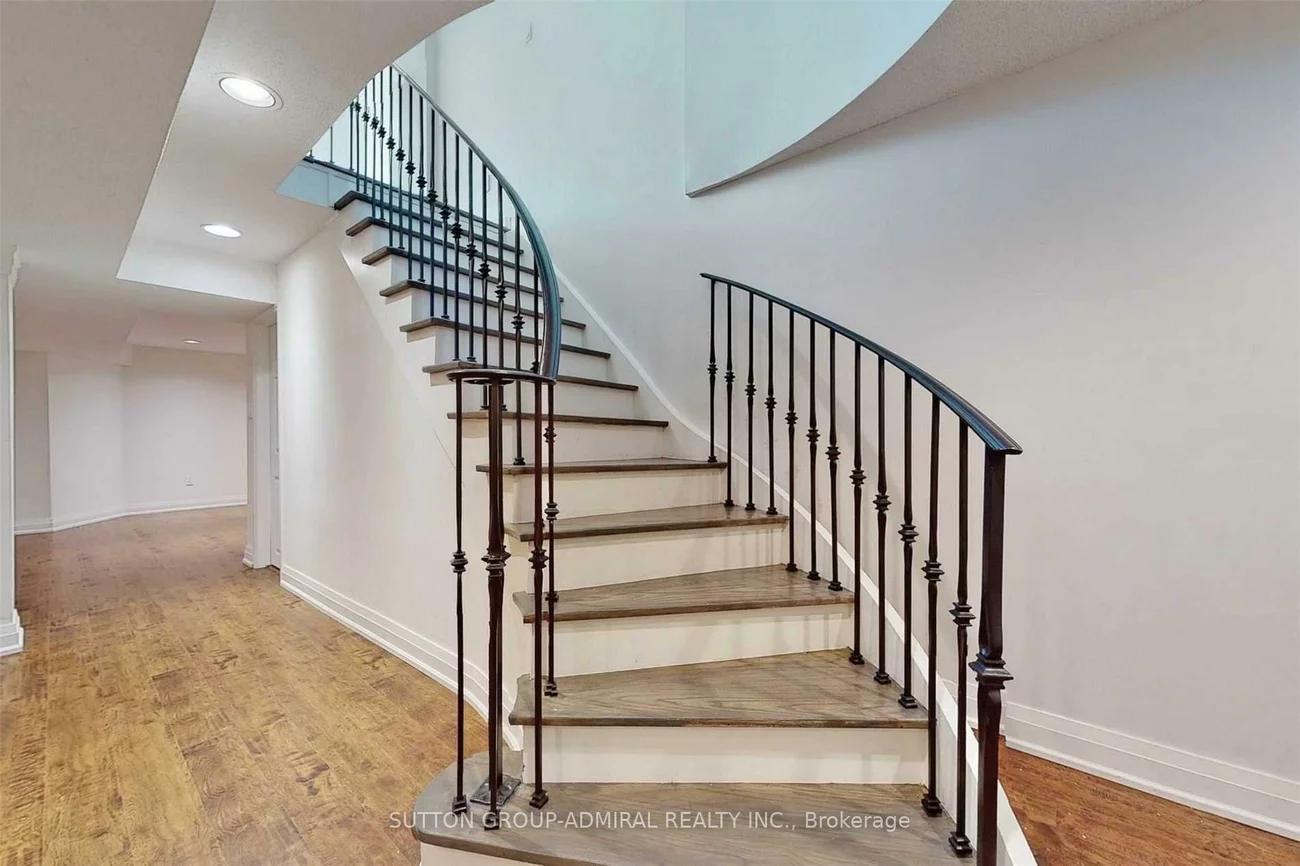 15, Dundurn, Uplands, Vaughan