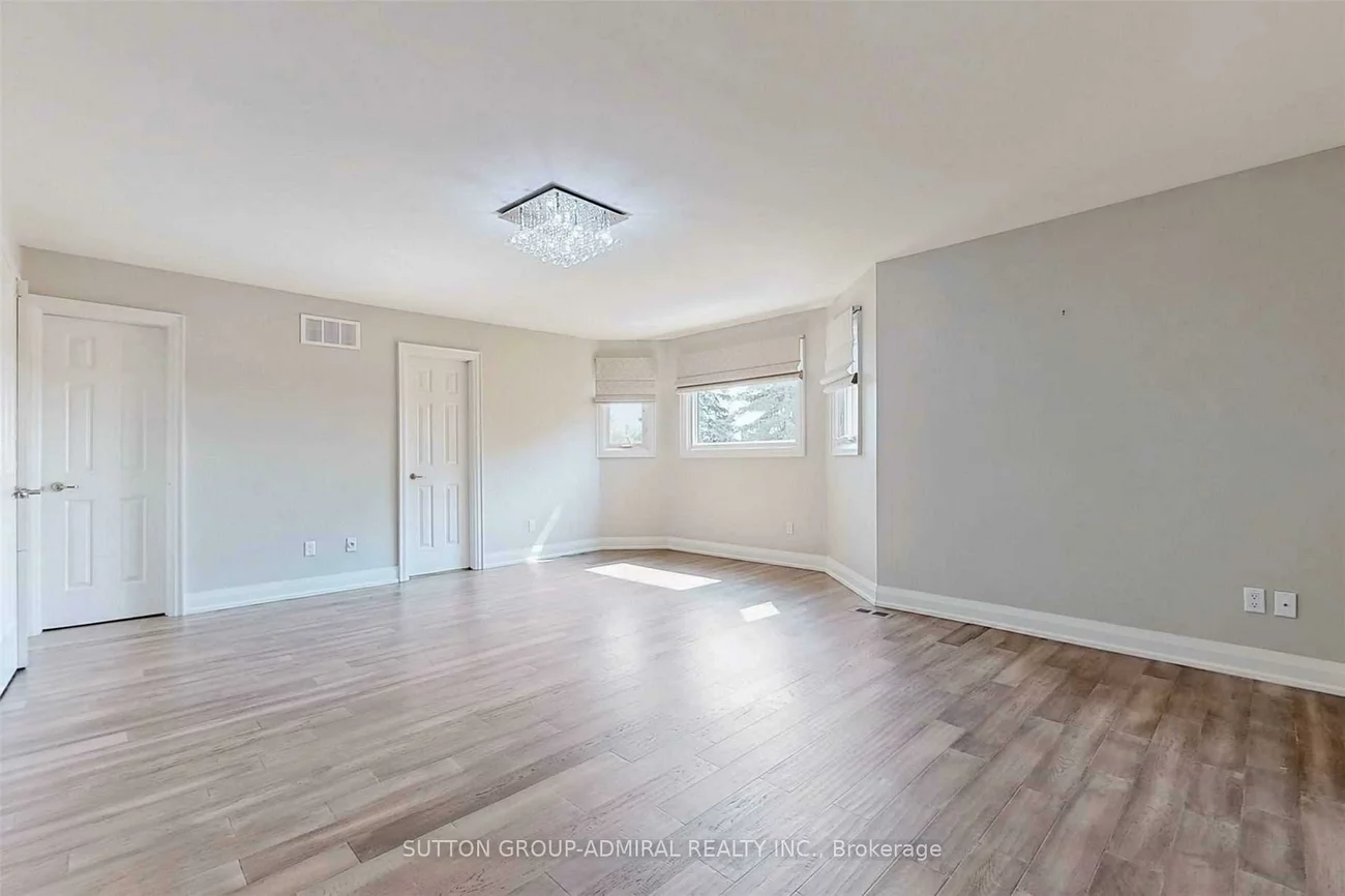 15, Dundurn, Uplands, Vaughan