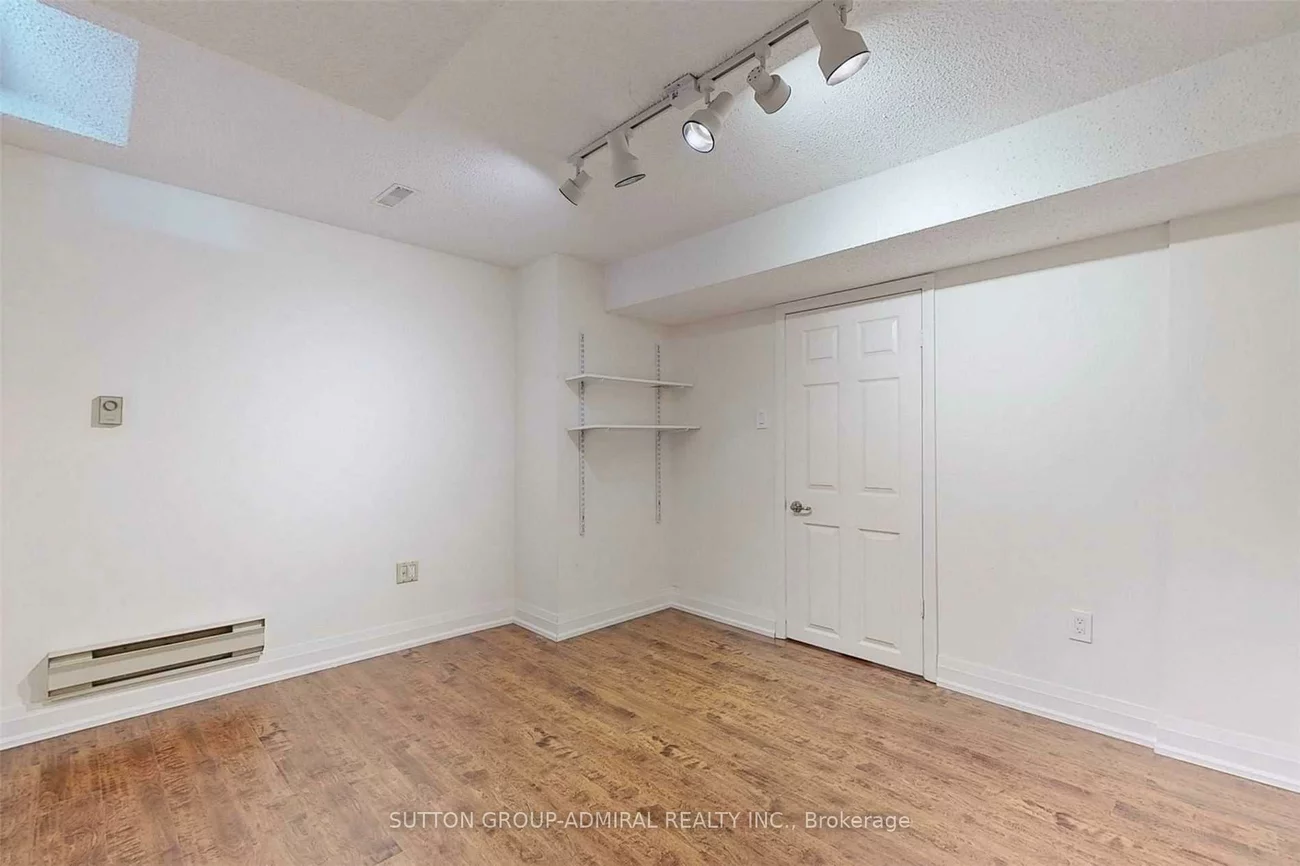 15, Dundurn, Uplands, Vaughan