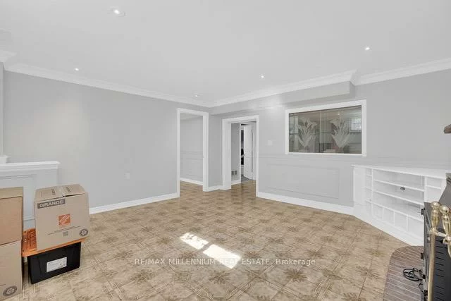 99, Willis, East Woodbridge, Vaughan