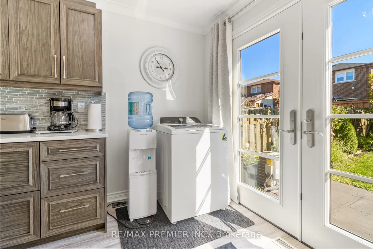 91, Misty Meadow, East Woodbridge, Vaughan