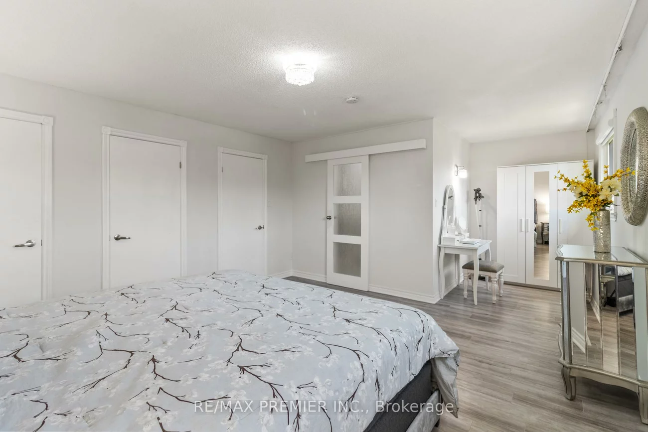 91, Misty Meadow, East Woodbridge, Vaughan