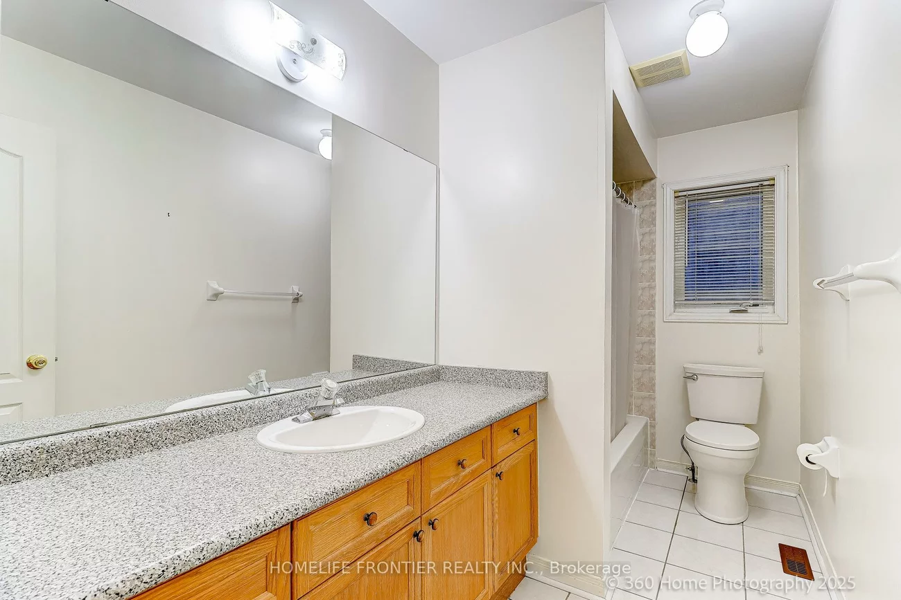 211, Kayla, Maple, Vaughan