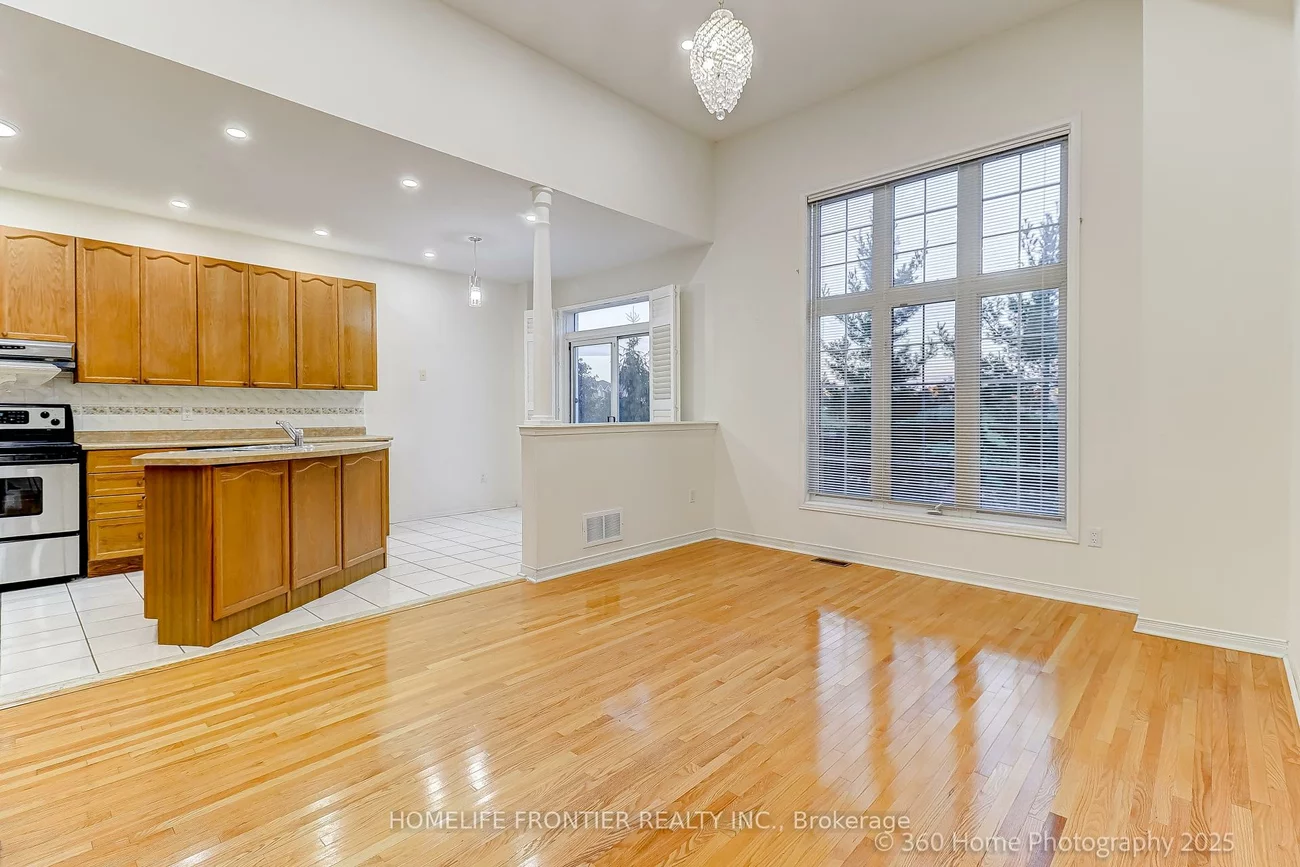 211, Kayla, Maple, Vaughan