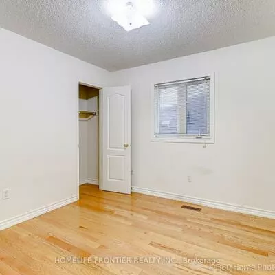 211, Kayla, Maple, Vaughan