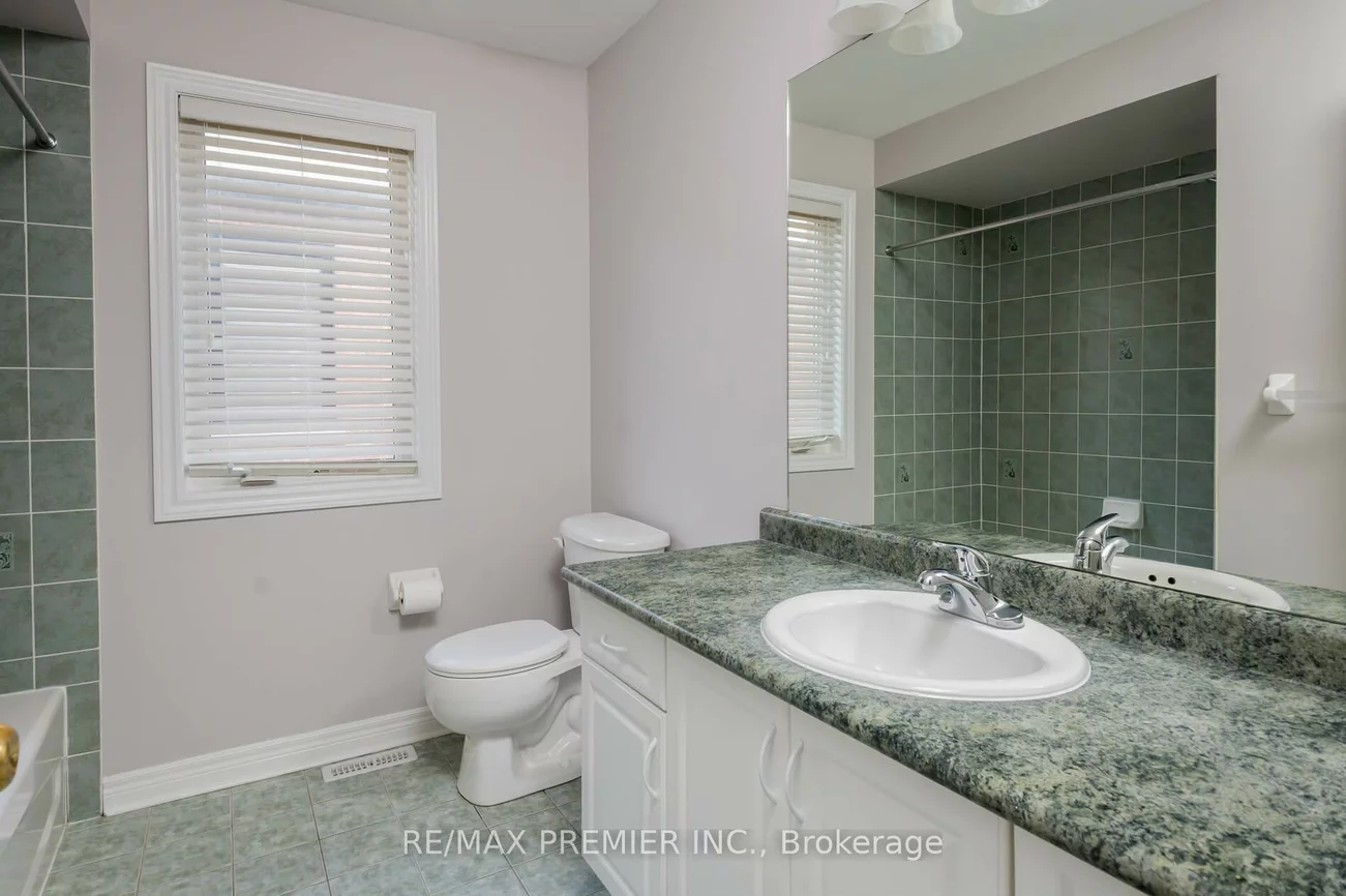 61, St Victor, Vellore Village, Vaughan