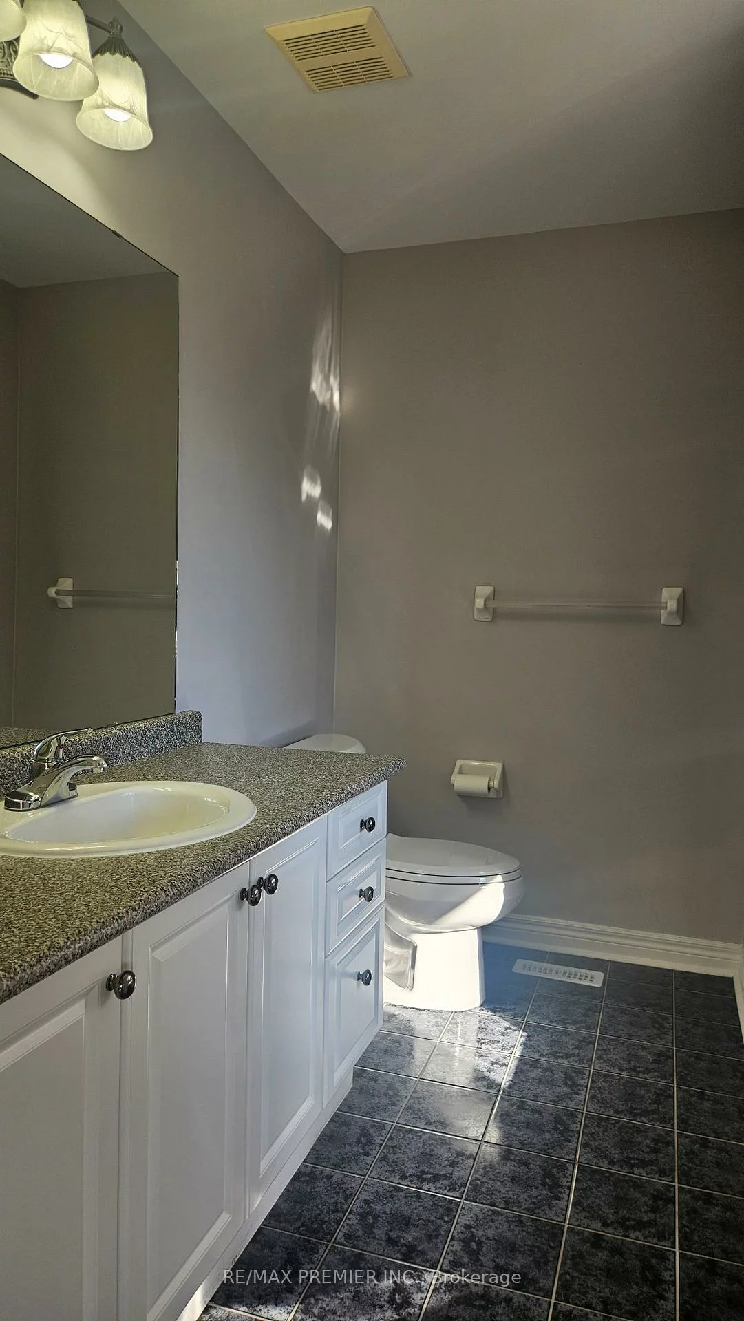 61, St Victor, Vellore Village, Vaughan