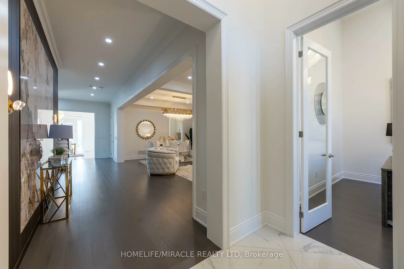 92, APPLEYARD, Kleinburg, Vaughan