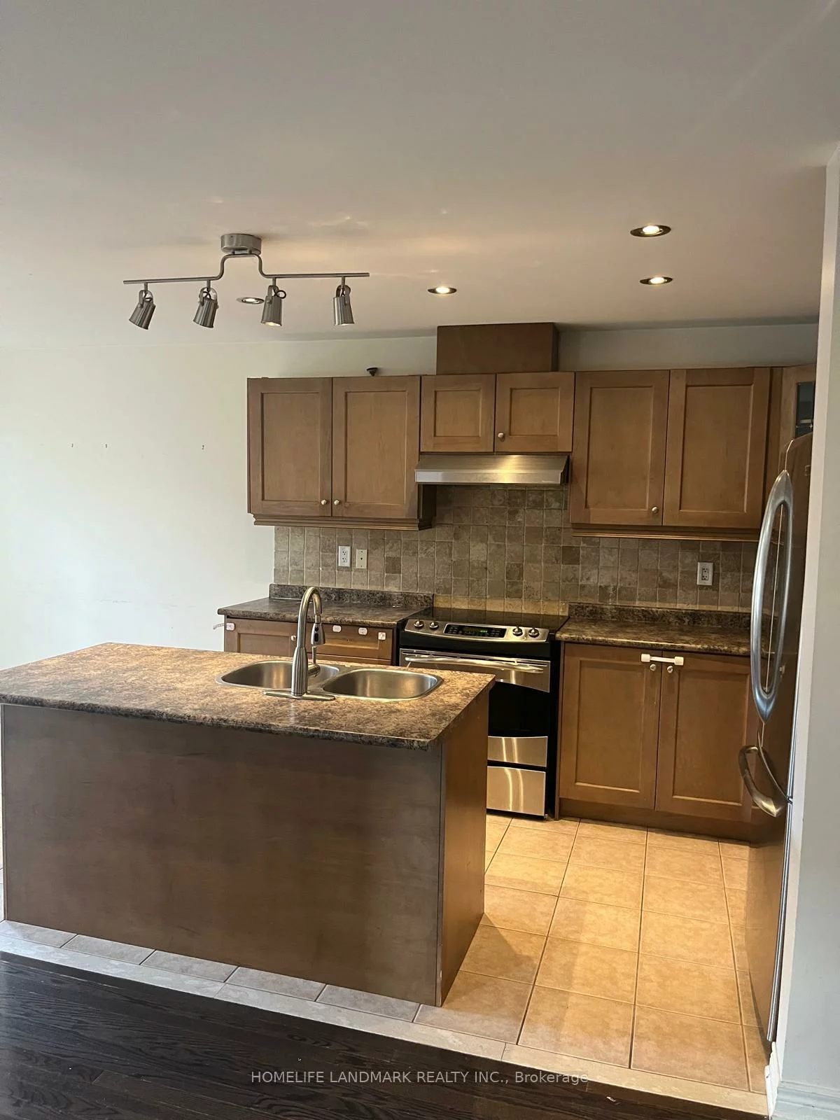336, Drummond, Maple, Vaughan