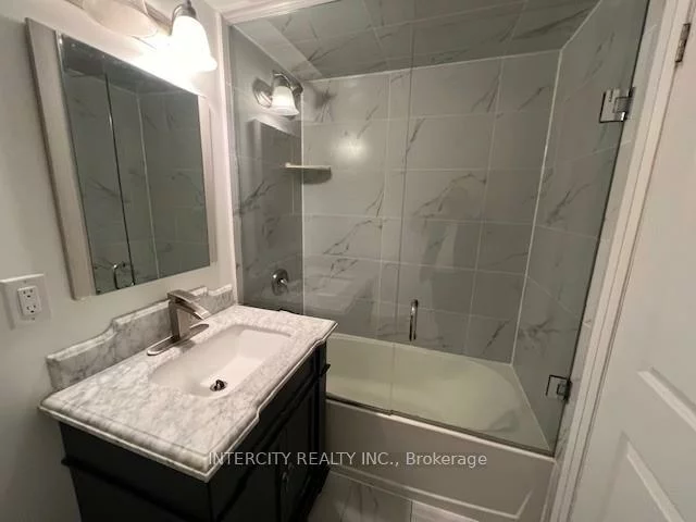 77, Vedette, Vellore Village, Vaughan