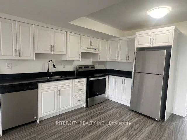 77, Vedette, Vellore Village, Vaughan