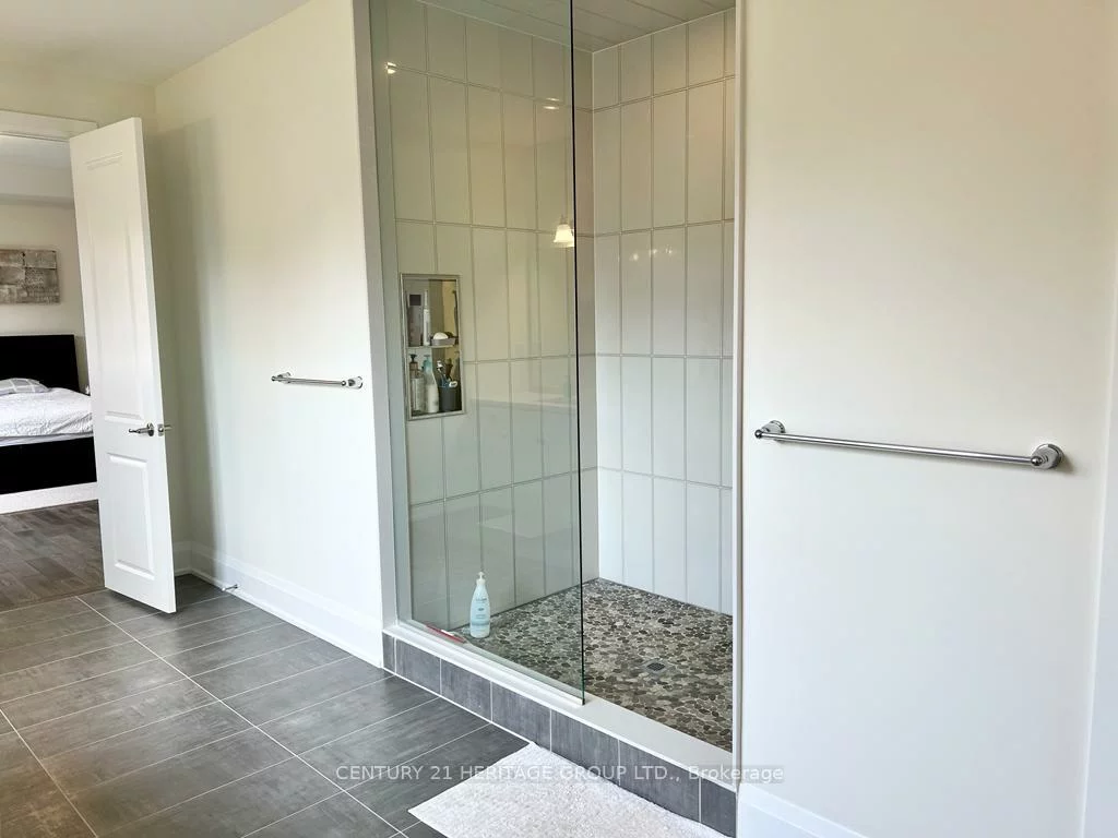 22, Luang, Kleinburg, Vaughan