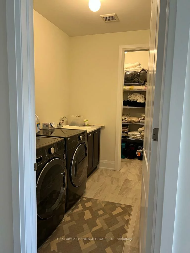 22, Luang, Kleinburg, Vaughan