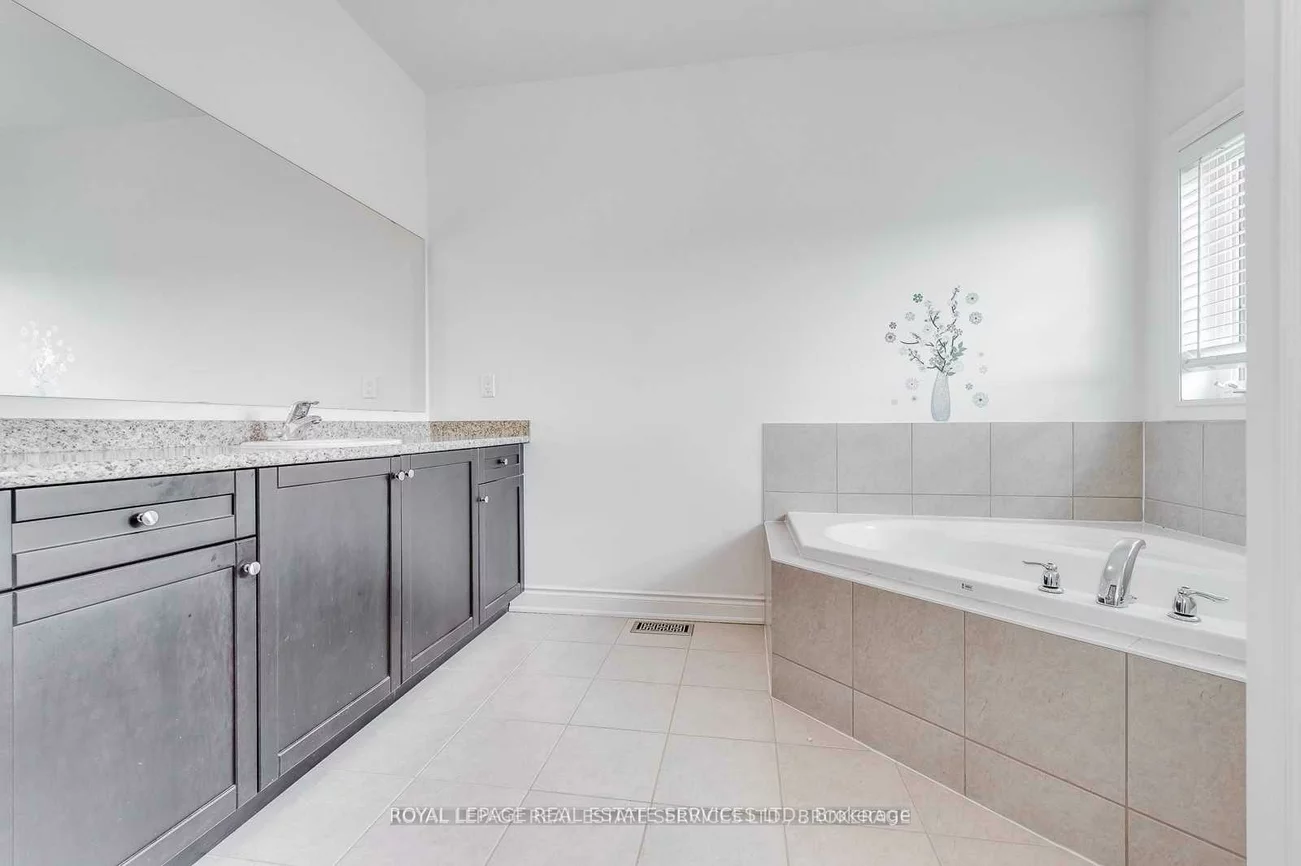 69, Card Lumber, Kleinburg, Vaughan