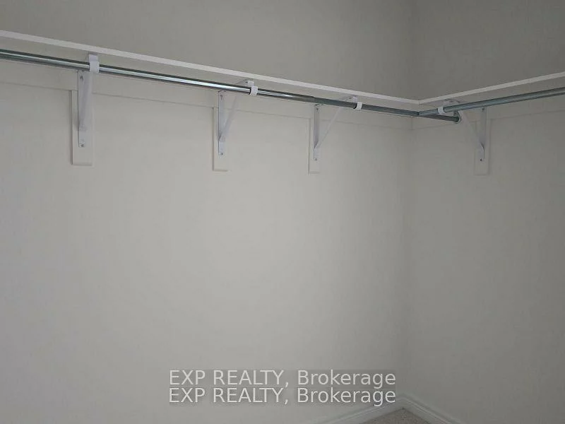 64, Singhampton, Kleinburg, Vaughan