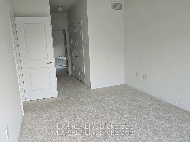 64, Singhampton, Kleinburg, Vaughan