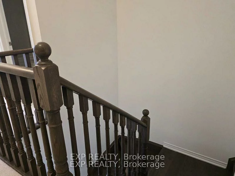 64, Singhampton, Kleinburg, Vaughan