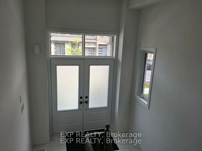 64, Singhampton, Kleinburg, Vaughan