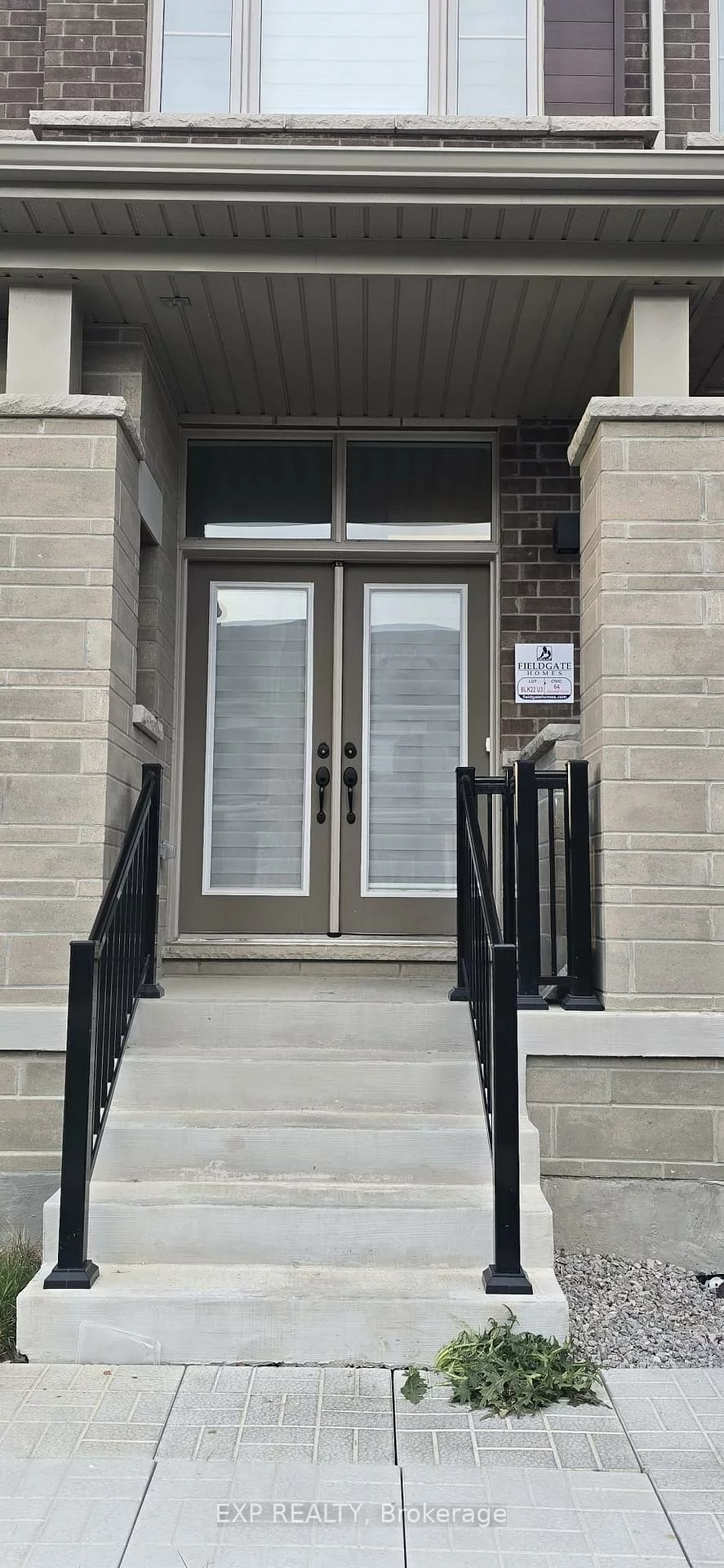 64, Singhampton, Kleinburg, Vaughan