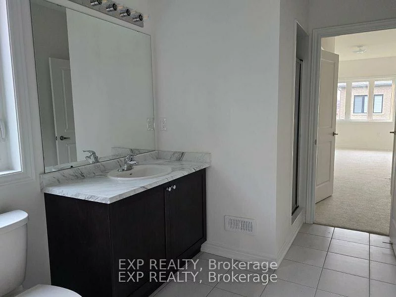 64, Singhampton, Kleinburg, Vaughan