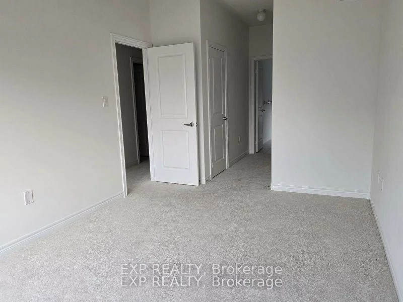 64, Singhampton, Kleinburg, Vaughan