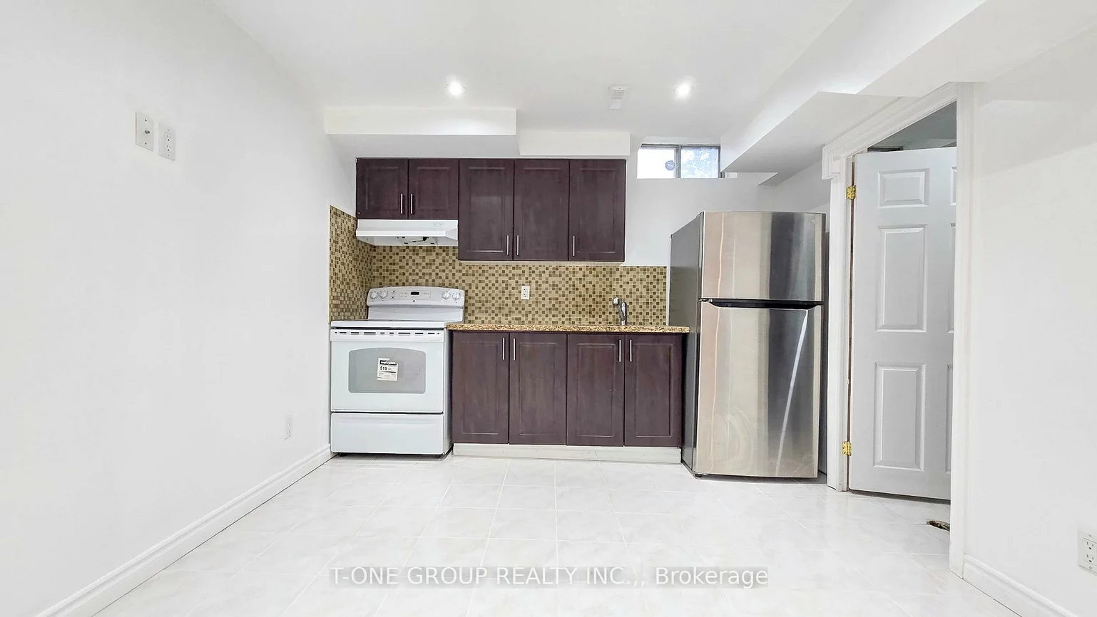 7, Mccrackin, Lakeview Estates, Vaughan