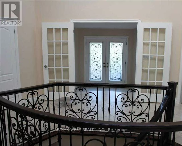 90, Stephanie, Kleinburg, Vaughan