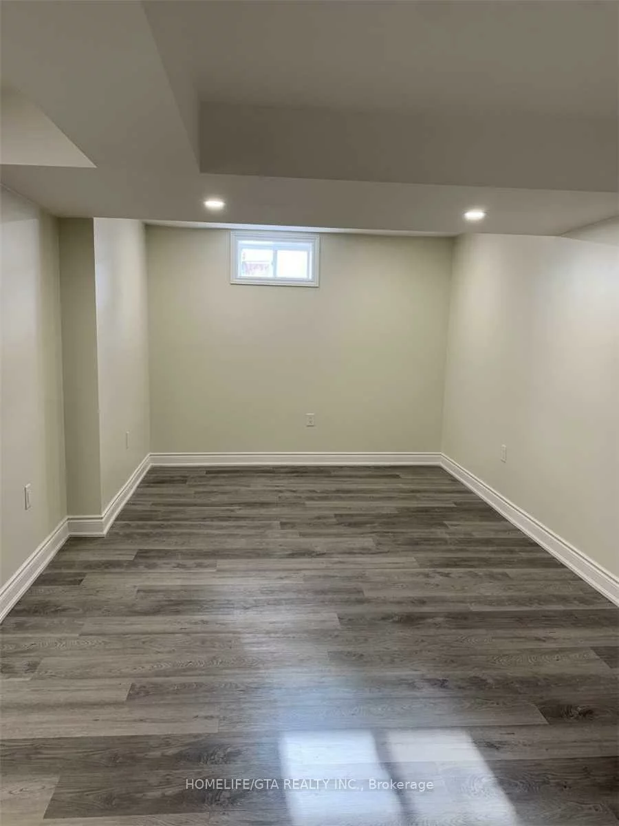 95, Ivy Glen, Patterson, Vaughan