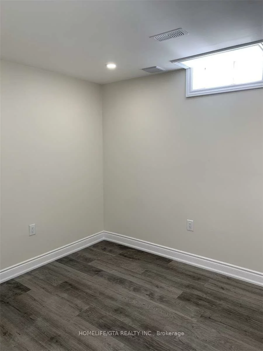 95, Ivy Glen, Patterson, Vaughan