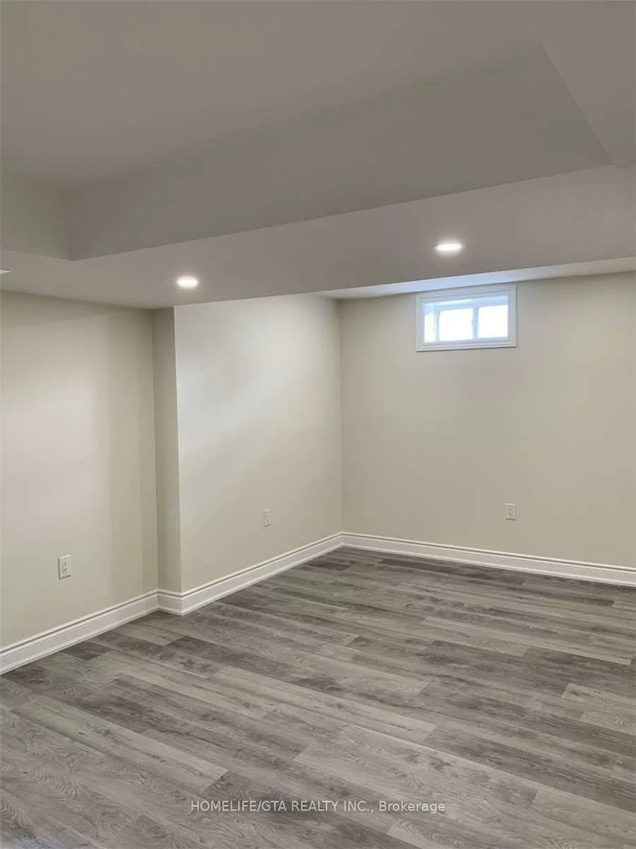 95, Ivy Glen, Patterson, Vaughan