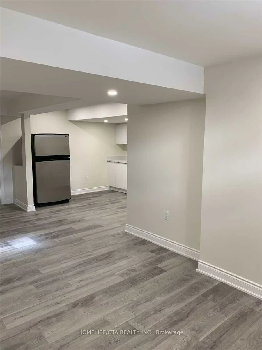 95, Ivy Glen, Patterson, Vaughan