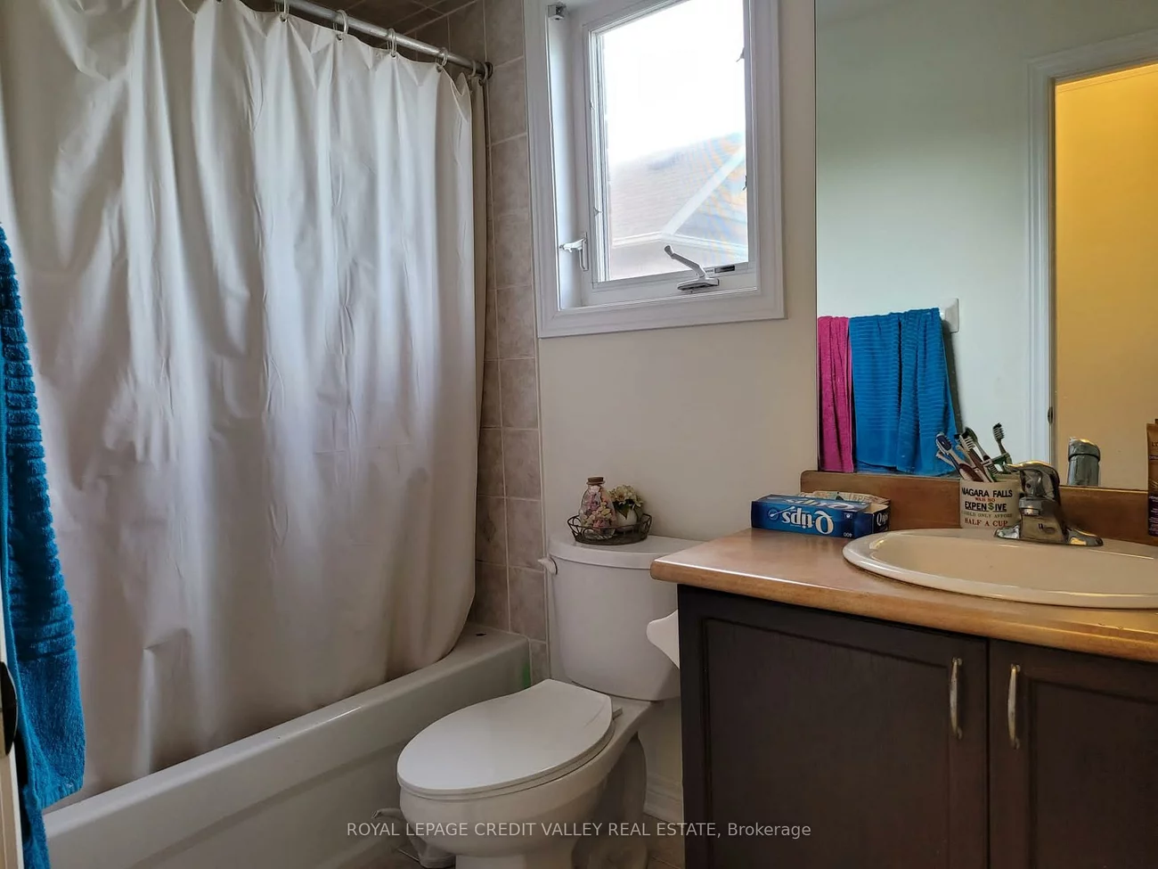 38, Brahm, Vellore Village, Vaughan