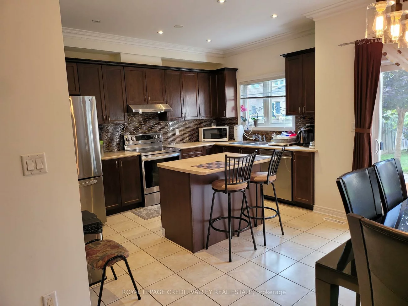 38, Brahm, Vellore Village, Vaughan