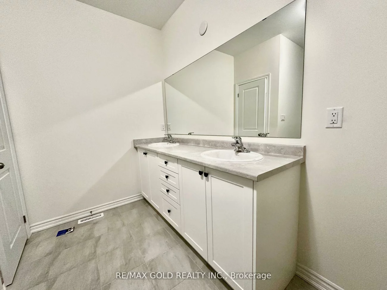 49, SINGHAMPTON, Kleinburg, Vaughan