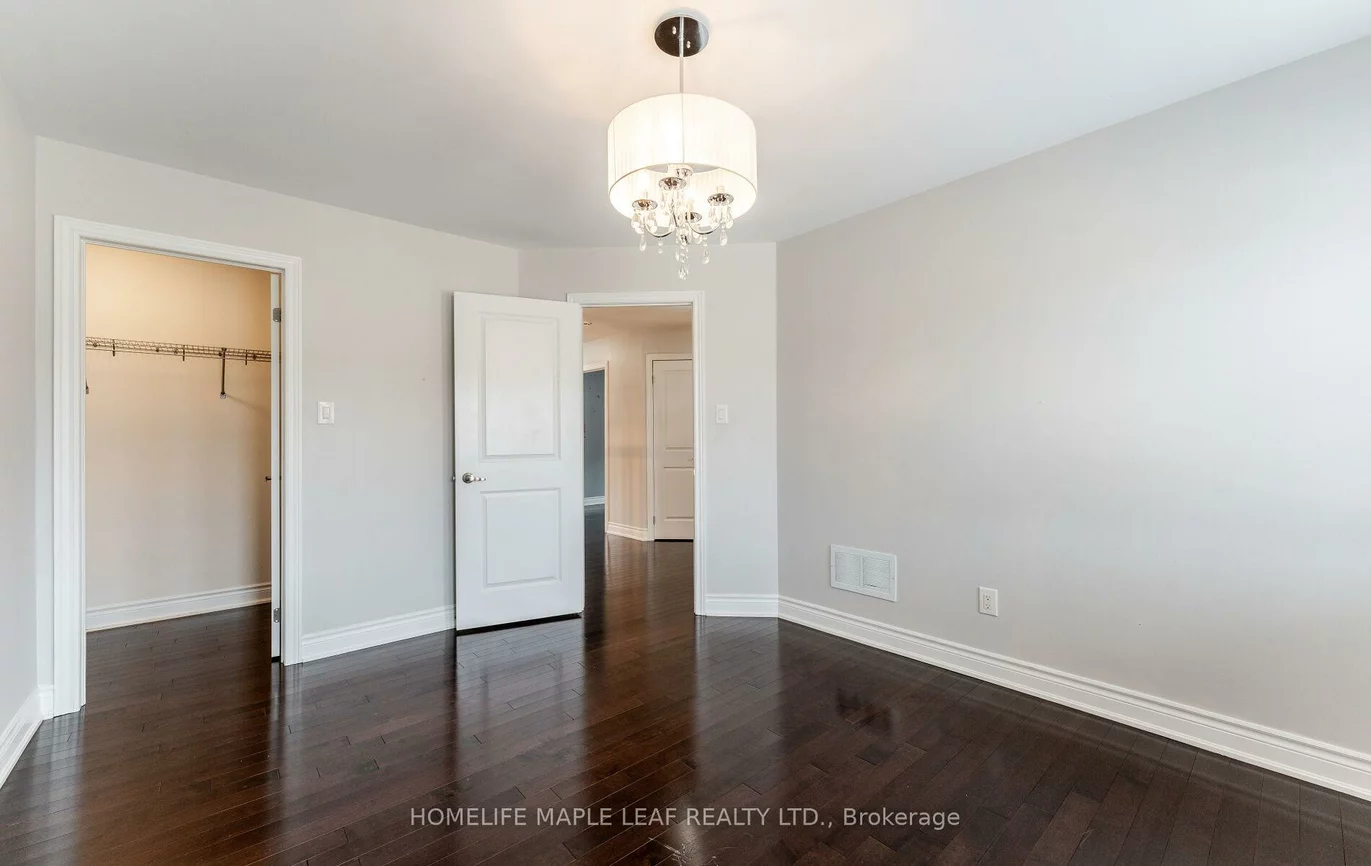 47, Stanton, Vellore Village, Vaughan