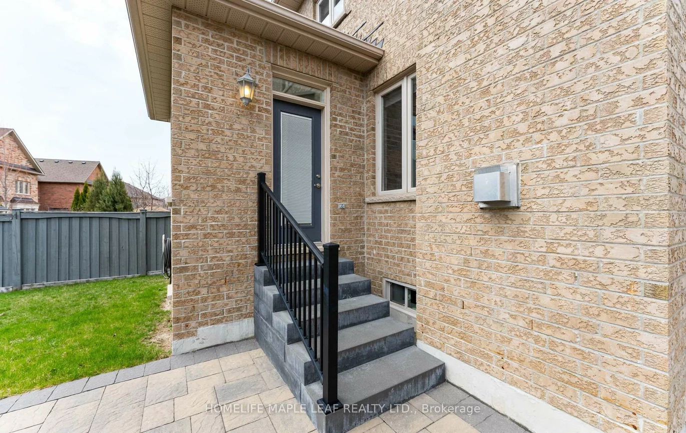 47, Stanton, Vellore Village, Vaughan