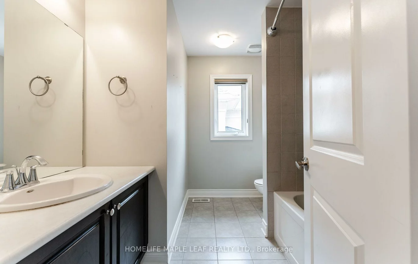 47, Stanton, Vellore Village, Vaughan