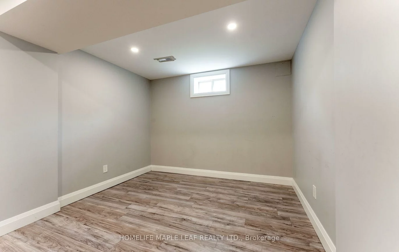 47, Stanton, Vellore Village, Vaughan