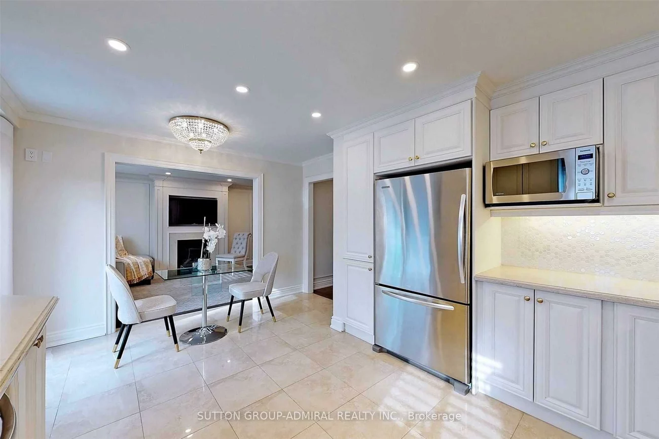 45, Pinewood, Crestwood-Springfarm-Yorkhill, Vaughan