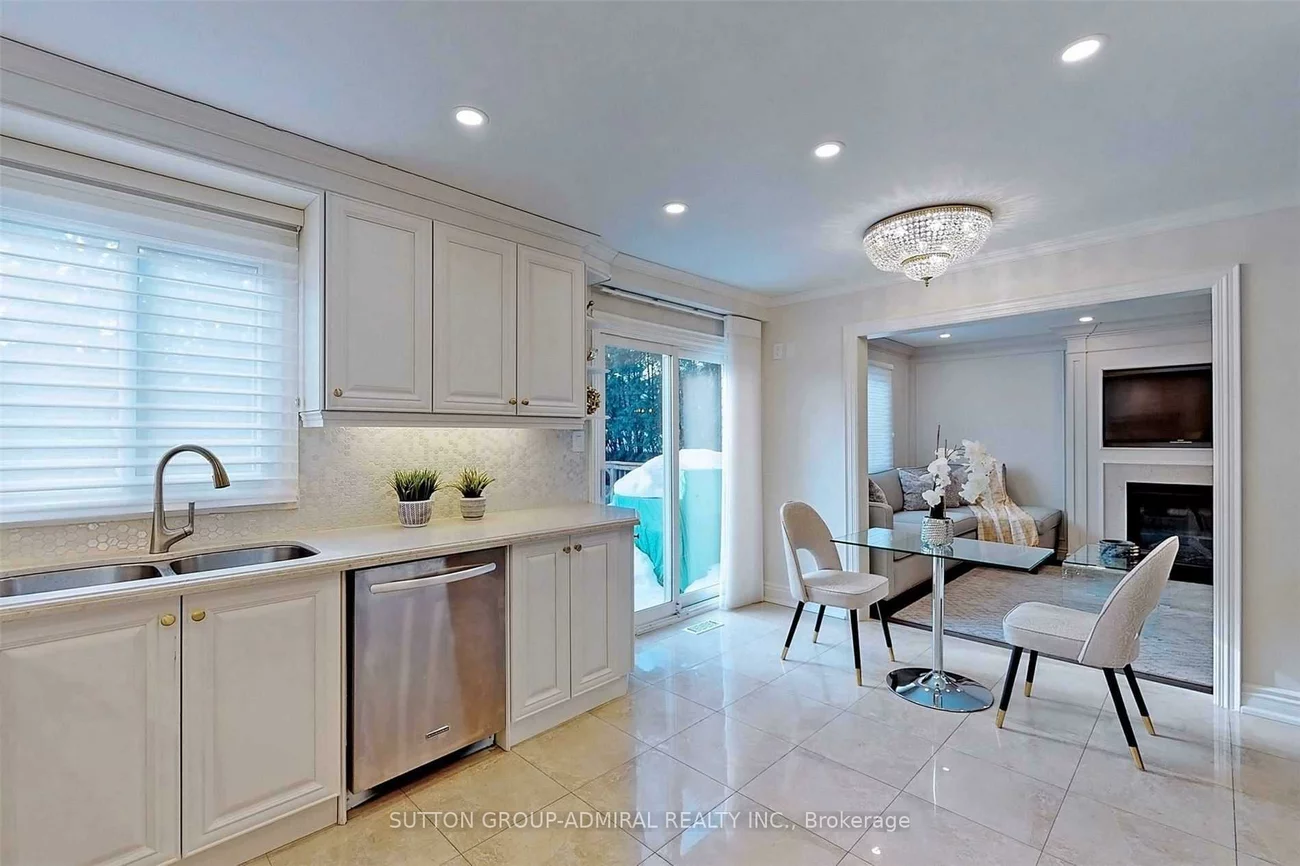 45, Pinewood, Crestwood-Springfarm-Yorkhill, Vaughan