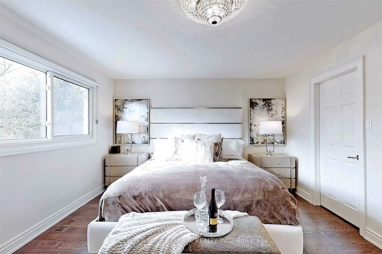 45, Pinewood, Crestwood-Springfarm-Yorkhill, Vaughan