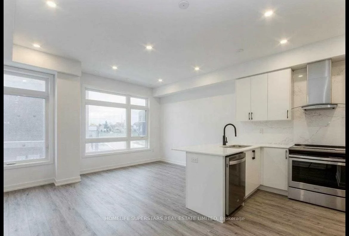 70, Dalhousie, Vaughan Grove, Vaughan