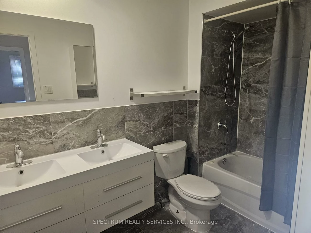 125, Albany, West Woodbridge, Vaughan