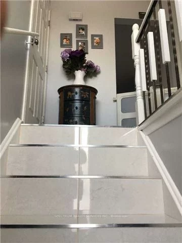 125, Albany, West Woodbridge, Vaughan