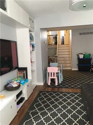 125, Albany, West Woodbridge, Vaughan