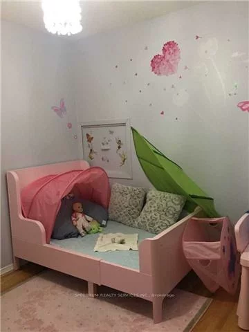 125, Albany, West Woodbridge, Vaughan