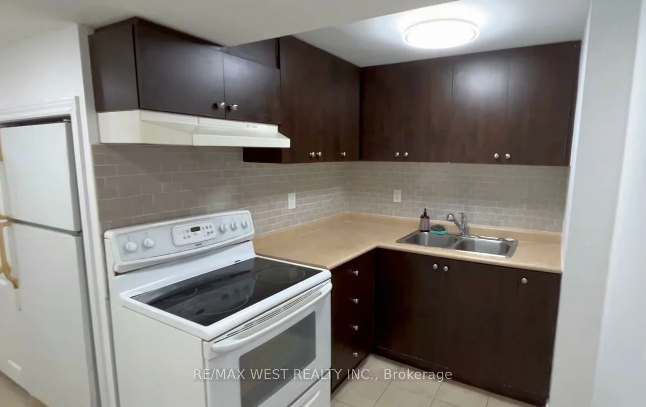 157, Hollywood Hill, Vellore Village, Vaughan