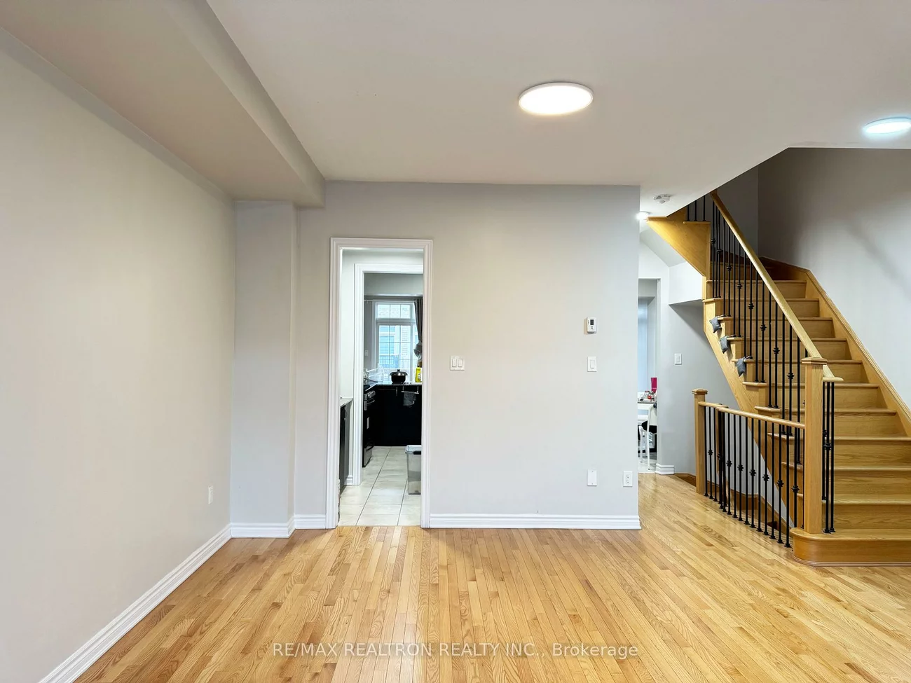 138, Farooq, Vellore Village, Vaughan