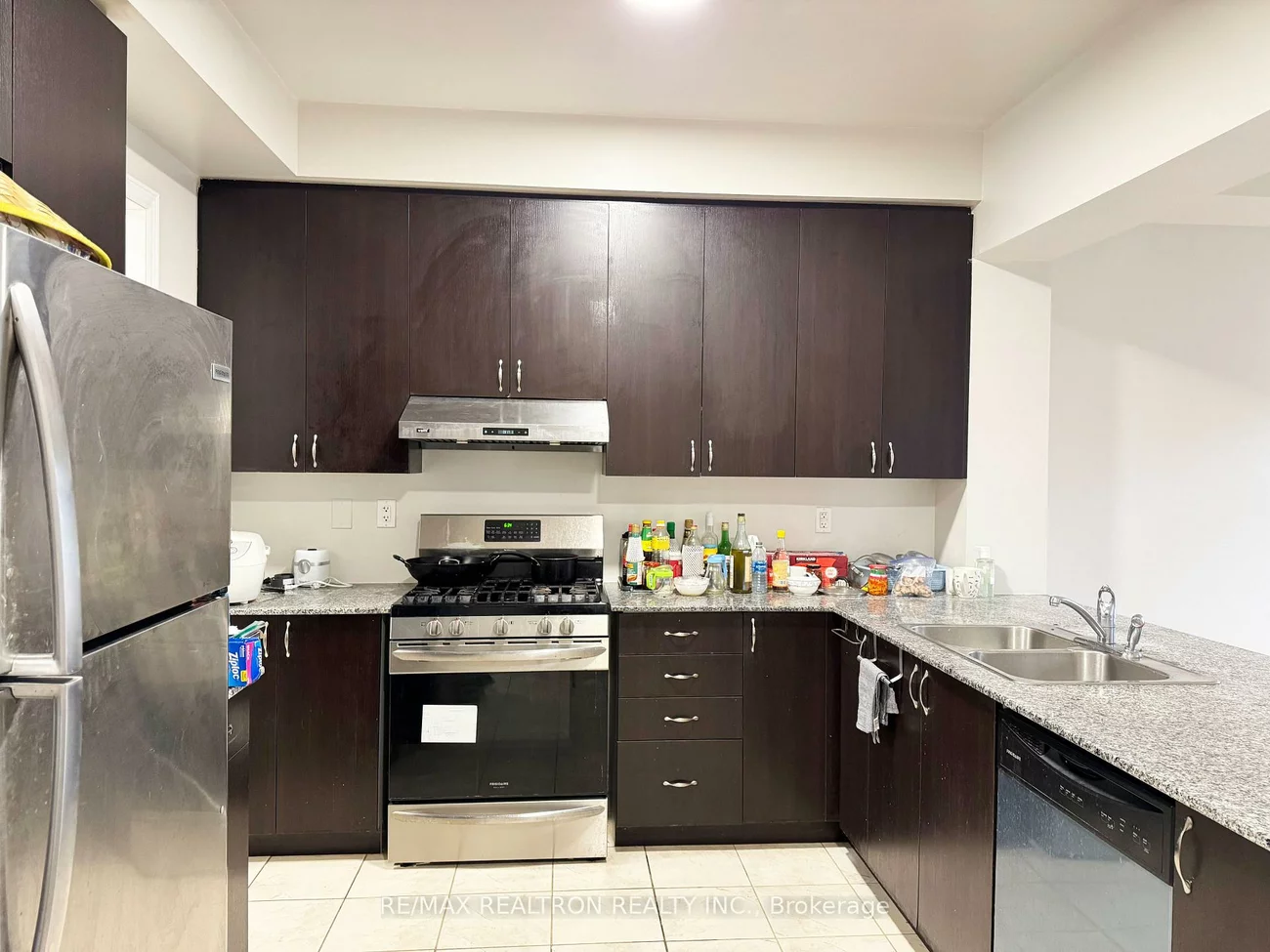 138, Farooq, Vellore Village, Vaughan