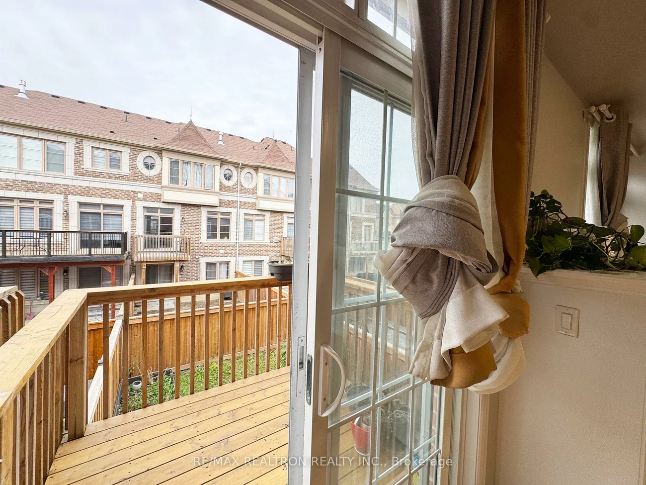 138, Farooq, Vellore Village, Vaughan